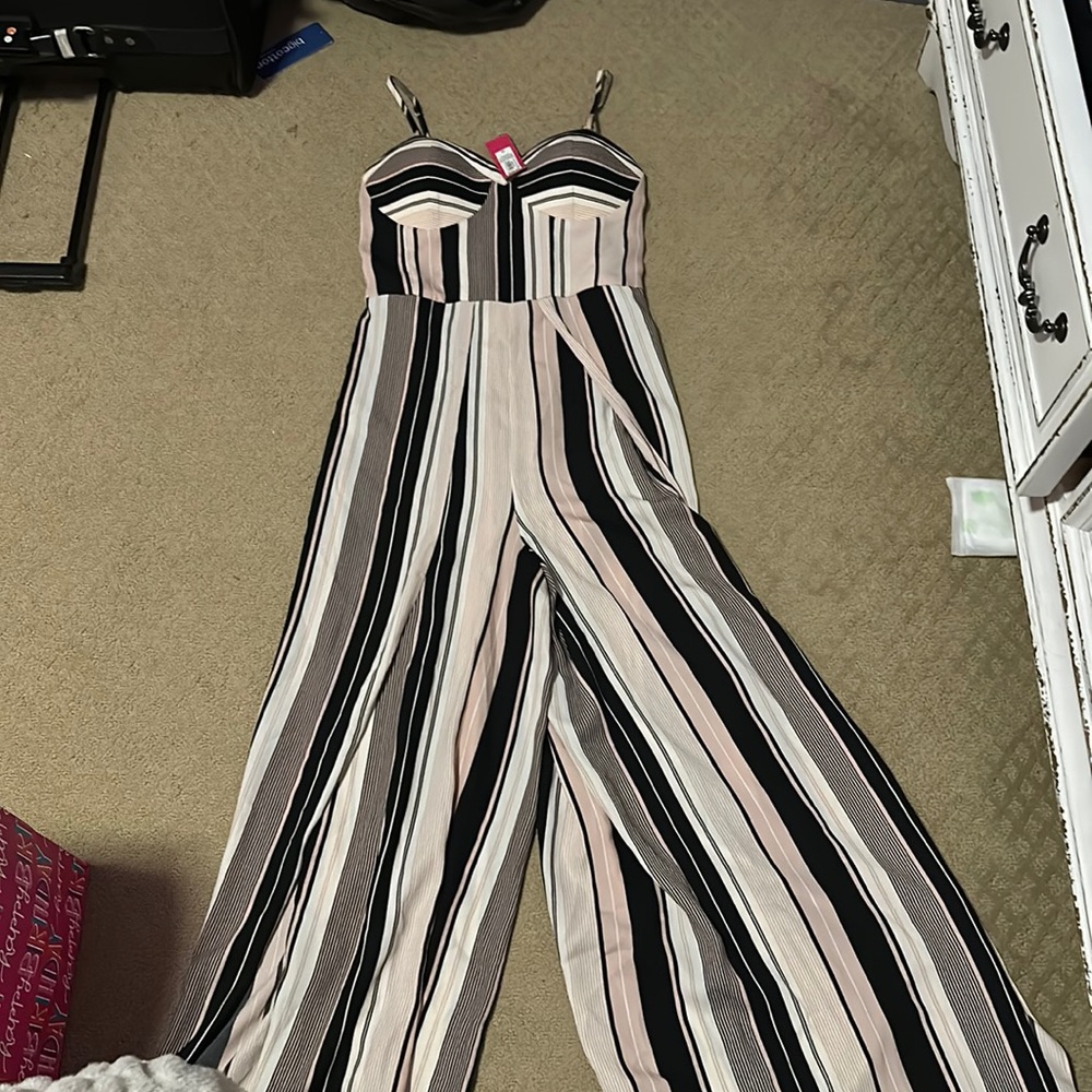 Cute jumpsuit from target!!